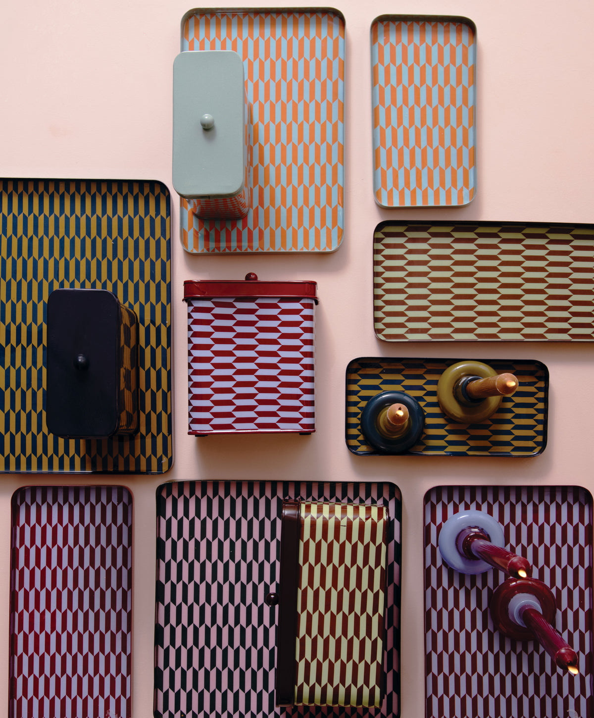 TRAY SALERNO - BURGUNDY / SOFT BLUE