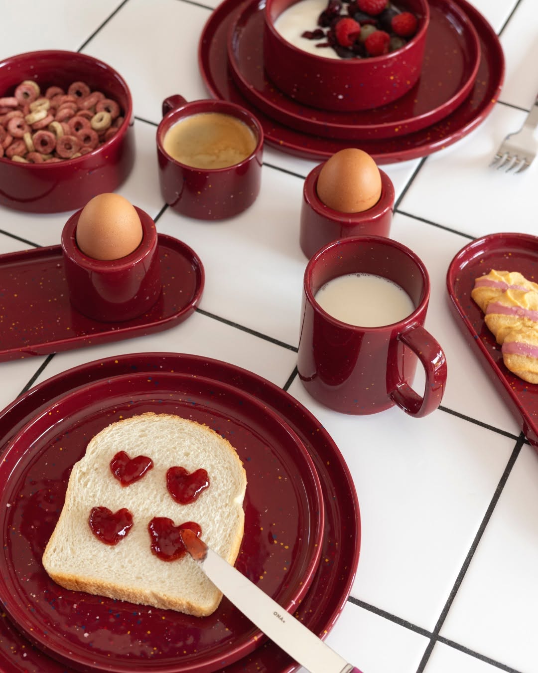 SERVEERSCHAAL FIKA S - BURGUNDY
