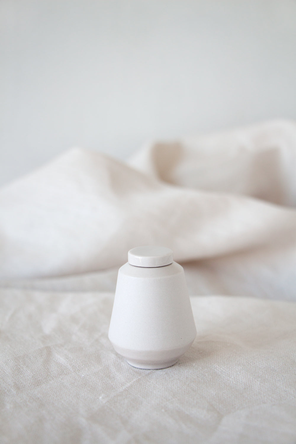 GELIEFD TUSSEN DE STERREN - URNE + HOUDER