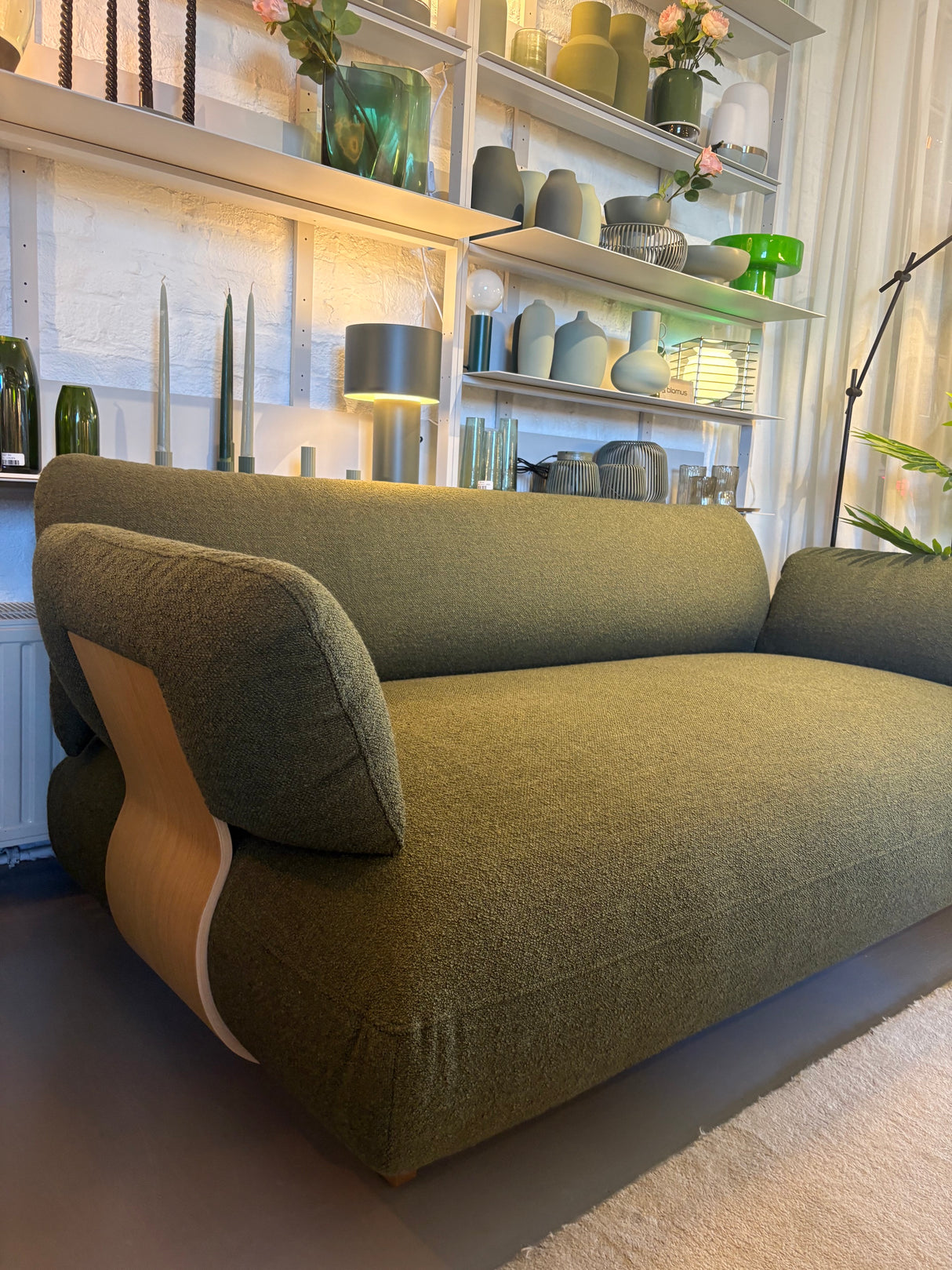 TOONZAALMODEL - MOCO SOFA
