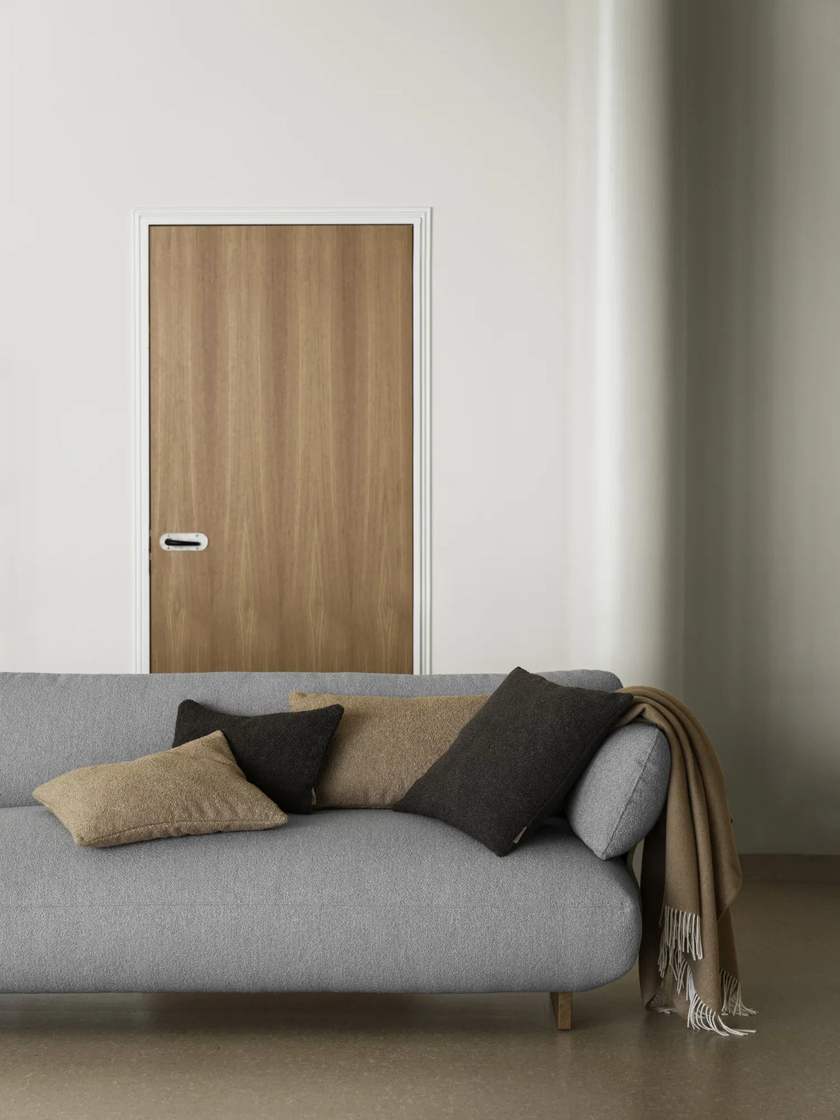 MOCO SOFA 2SEATER + CHAISE LONGUE - STOF BOUCLA