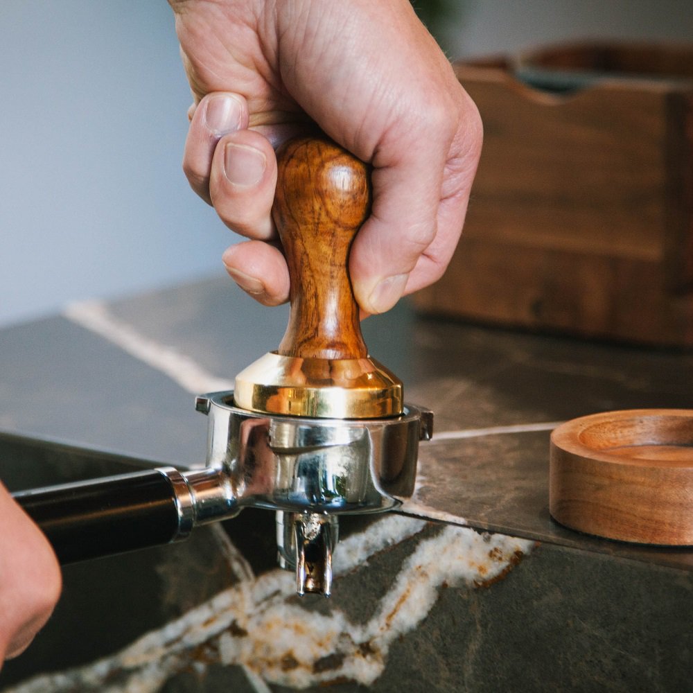 ESPRESSO TAMPER MET HOUDER