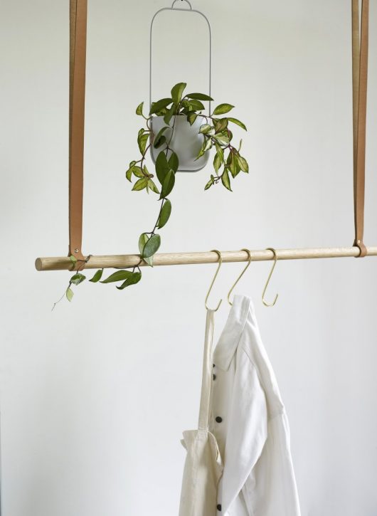 HANG BLOEMPOT - LICHTGRIJS