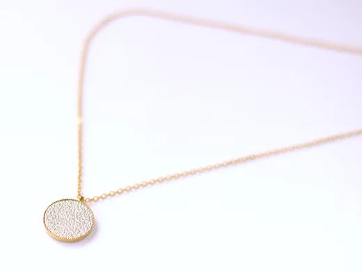 KETTING MEÏ PAREL