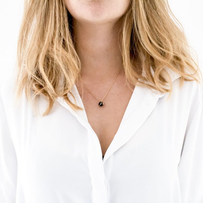 GOUDEN KETTING - ZWARTE RONDE HANGER