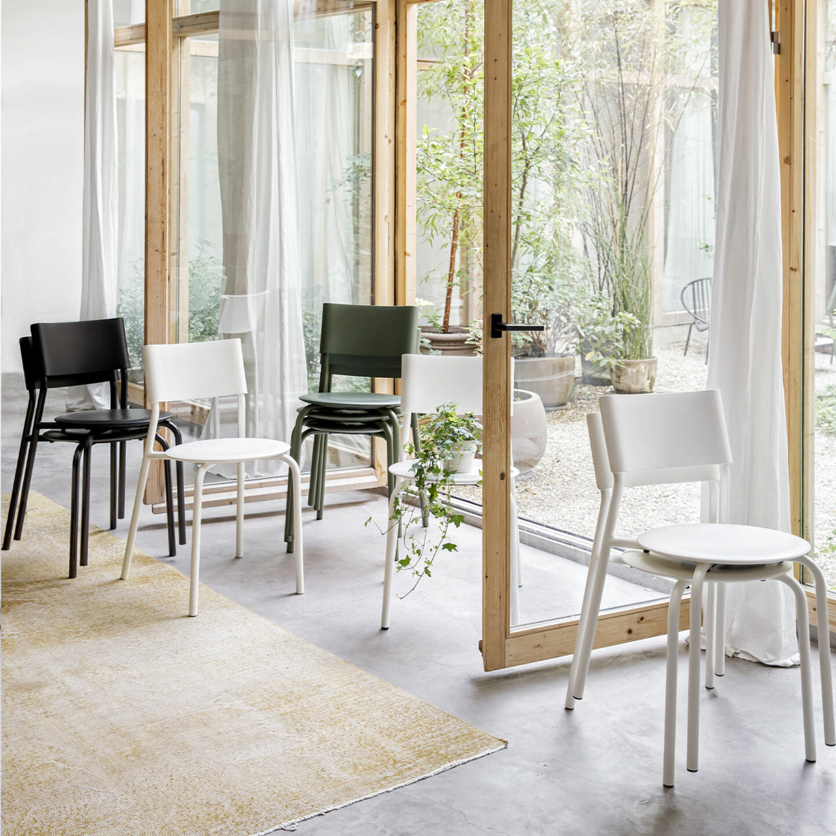 SSDR GERECYCLEERDE STOEL