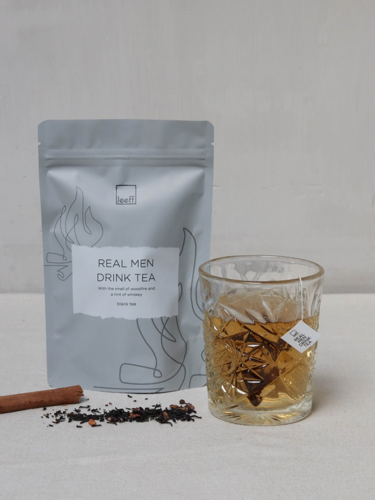 THEE GIFTBAG - REAL MEN DRINK TEA