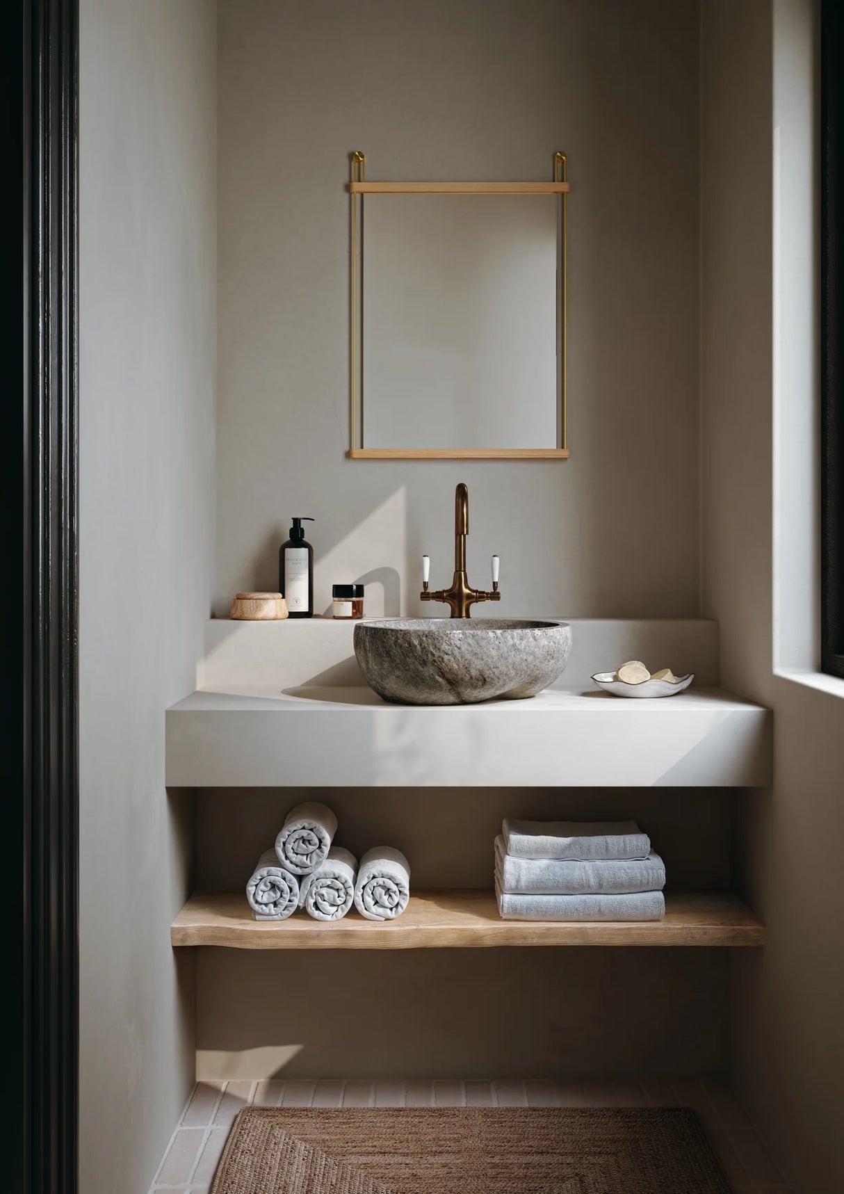 SUSPENDED MIRROR - SMALL