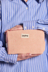 LEON TOILETTAS - CORAL