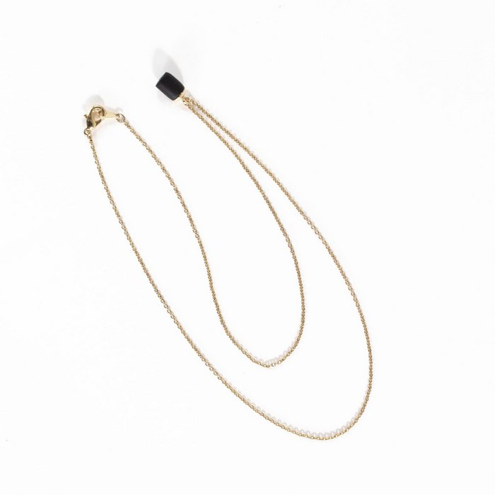 GOUDEN KETTING - ZWARTE CILINDER HANGER