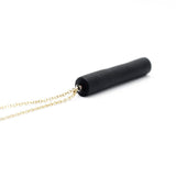 GOUDEN KETTING - ZWARTE STAAF HANGER