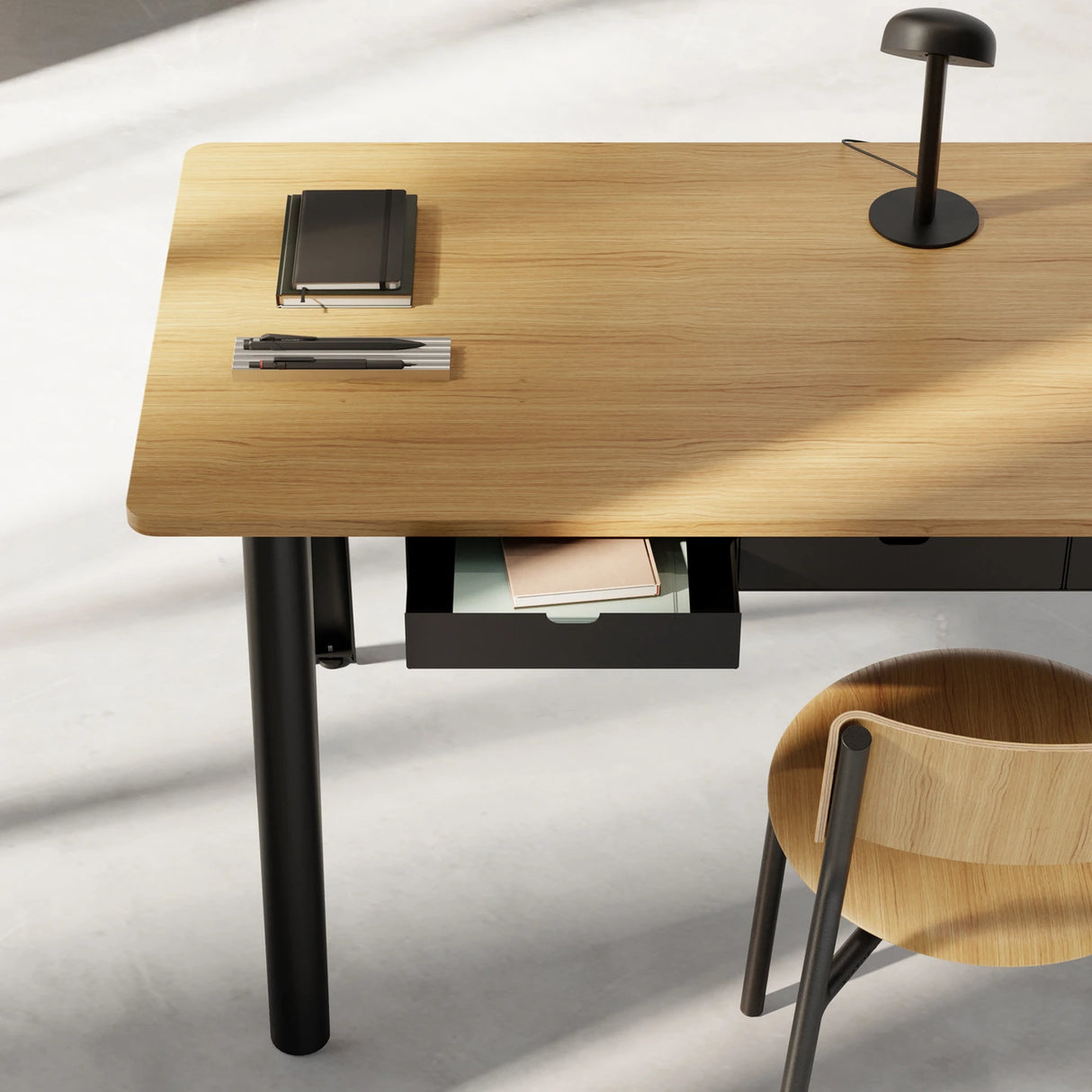NEW MODERN DESK - ZWART