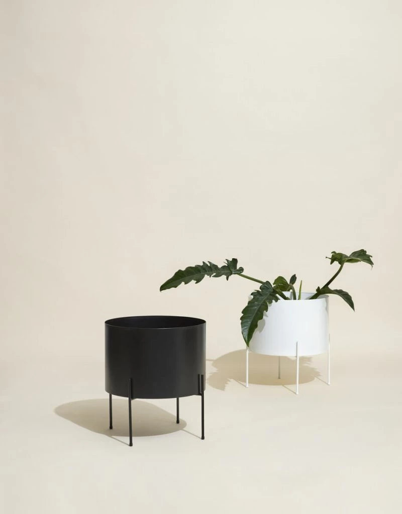 RONDE PLANTENHOUDER - ZWART